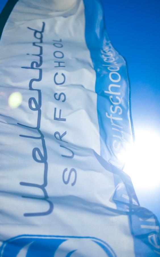 Wellenkind Surfschool Vandrehjem La Pared  Eksteriør billede