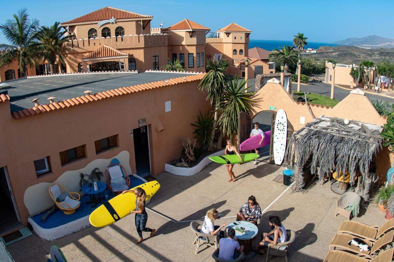 Wellenkind Surfschool Vandrehjem La Pared  Eksteriør billede