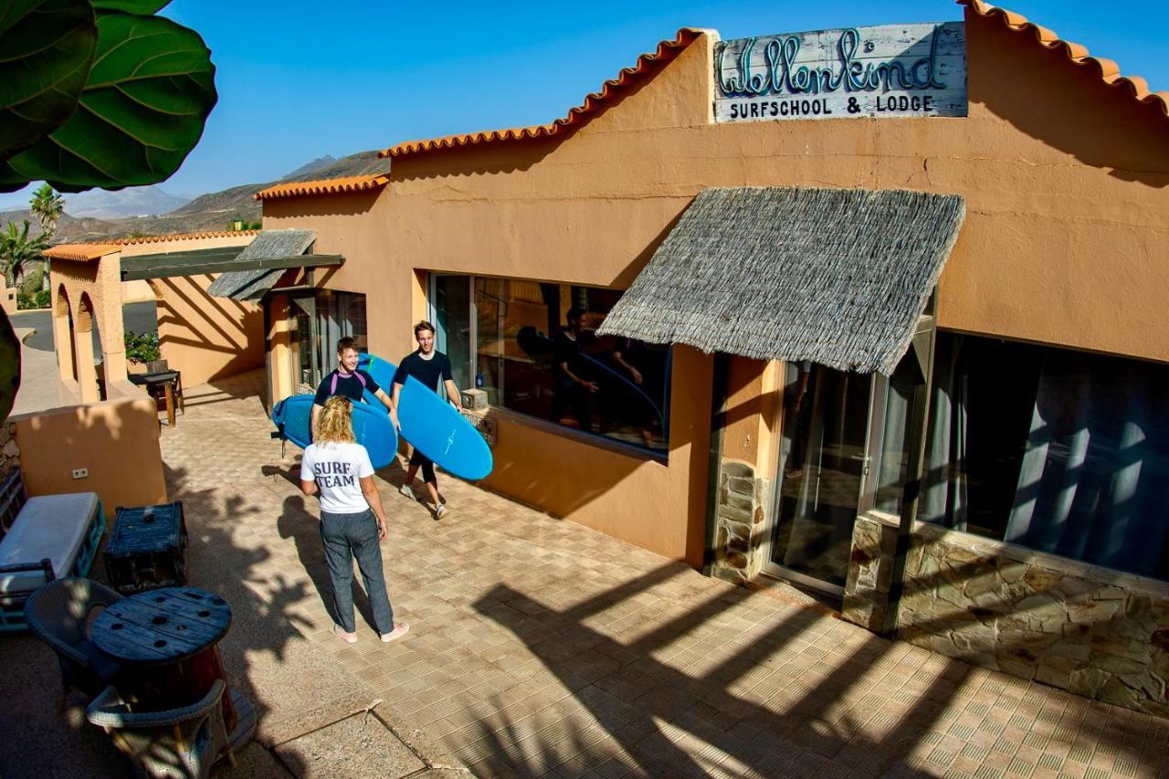 Wellenkind Surfschool Vandrehjem La Pared  Eksteriør billede